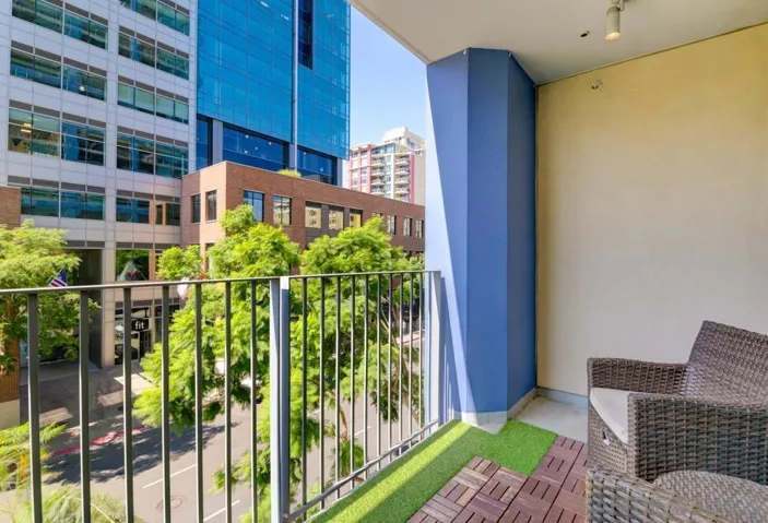 321 10th Ave 308, San Diego, California 92101