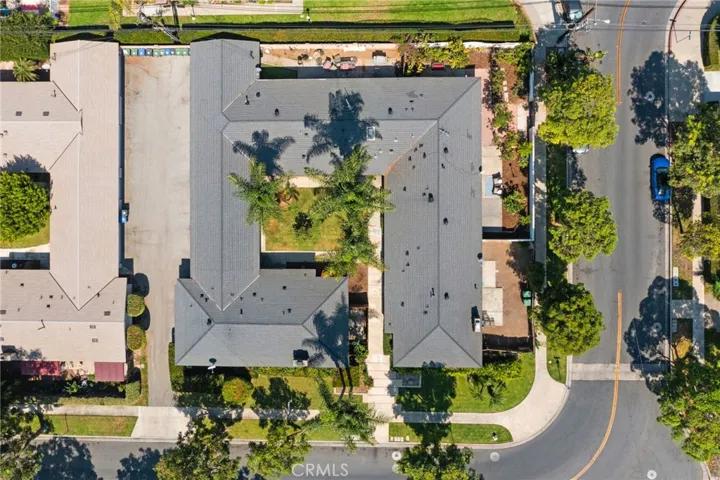 The wrap around yard is the back right corner unit