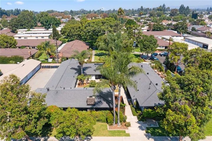 1901 E. 19th St. 3, Santa Ana, California 92705