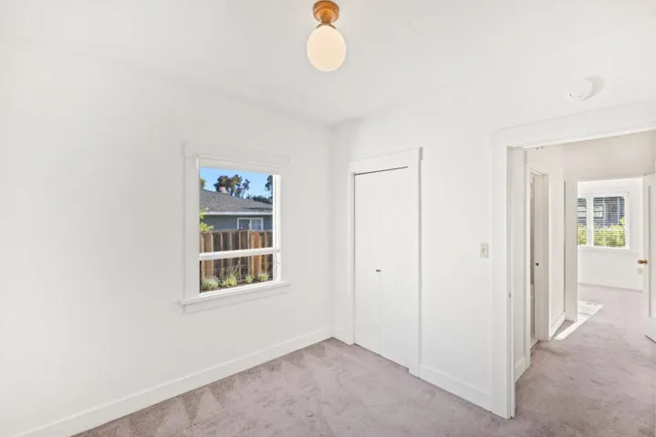 406 10th Street, Pacific Grove, California 93950