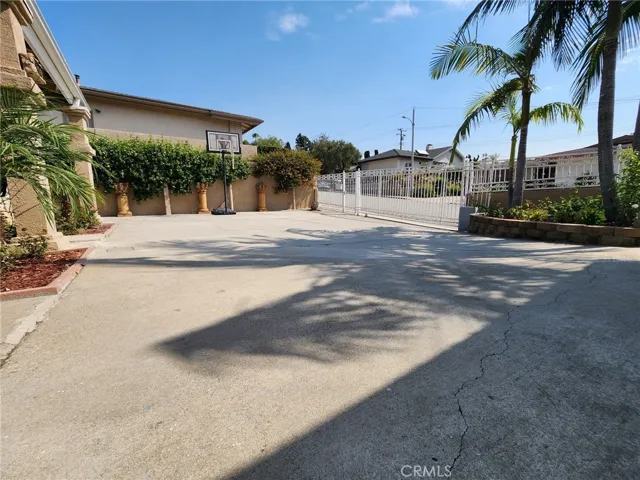 835 Gardner Drive, Montebello, California 90640