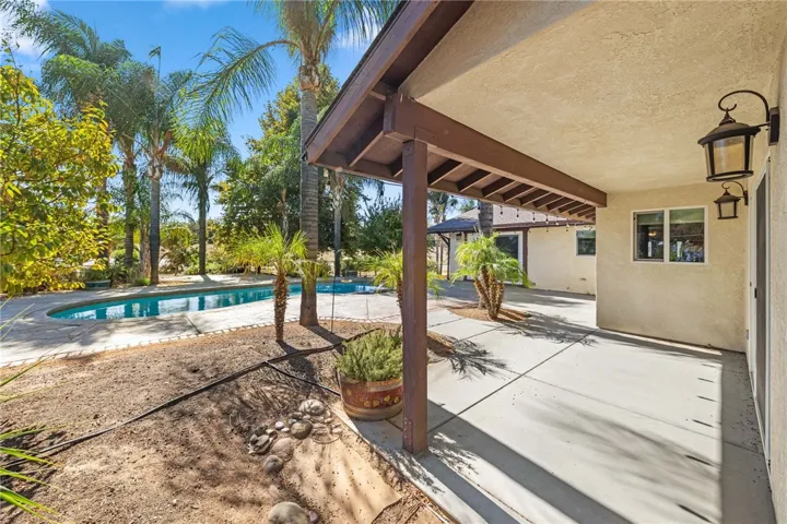 18910 Highland Valley Road, Ramona, California 92065