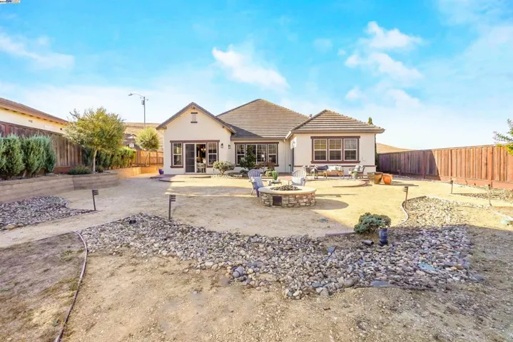 10111 Lilly Pad Lake Ct, Dublin, California 94568