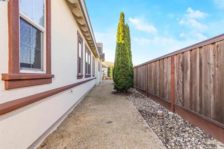 10111 Lilly Pad Lake Ct, Dublin, California 94568