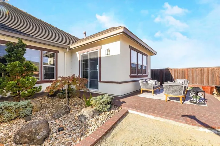 10111 Lilly Pad Lake Ct, Dublin, California 94568