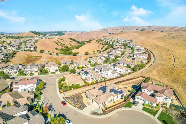 10111 Lilly Pad Lake Ct, Dublin, California 94568