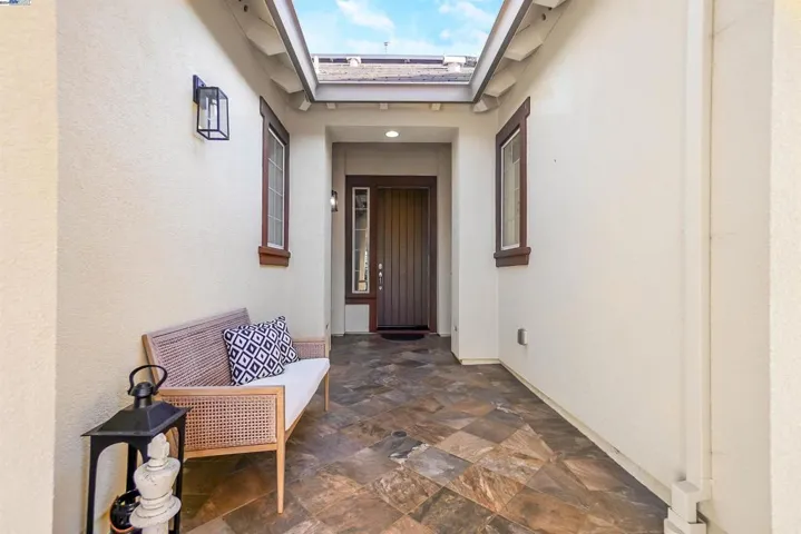 10111 Lilly Pad Lake Ct, Dublin, California 94568