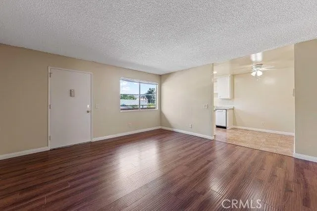 2422 E 11th Street, Long Beach, California 90804