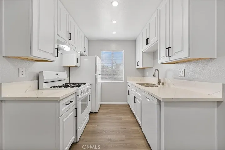 2422 E 11th Street, Long Beach, California 90804