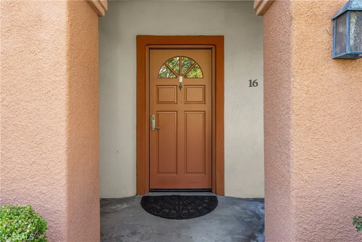 16 Villa Point Drive, Newport Beach, California 92660