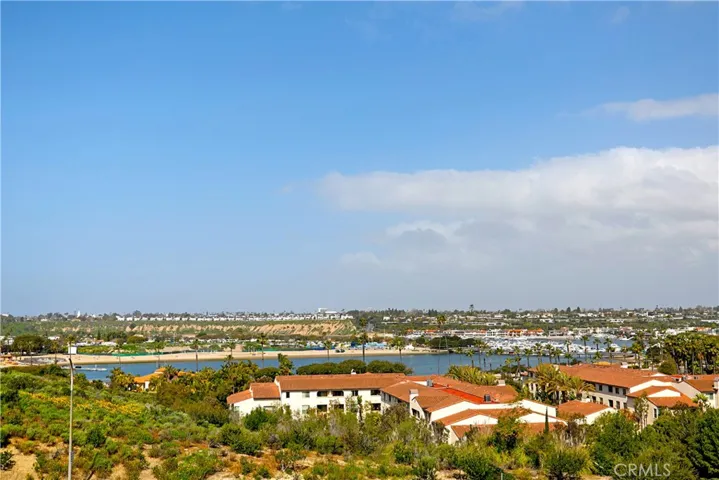 16 Villa Point Drive, Newport Beach, California 92660