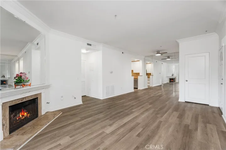 16 Villa Point Drive, Newport Beach, California 92660