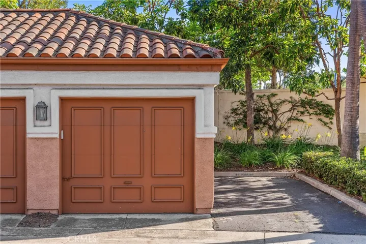 16 Villa Point Drive, Newport Beach, California 92660