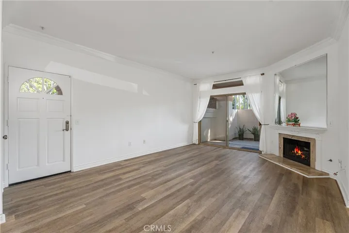 16 Villa Point Drive, Newport Beach, California 92660