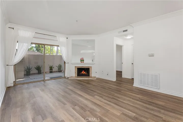 16 Villa Point Drive, Newport Beach, California 92660