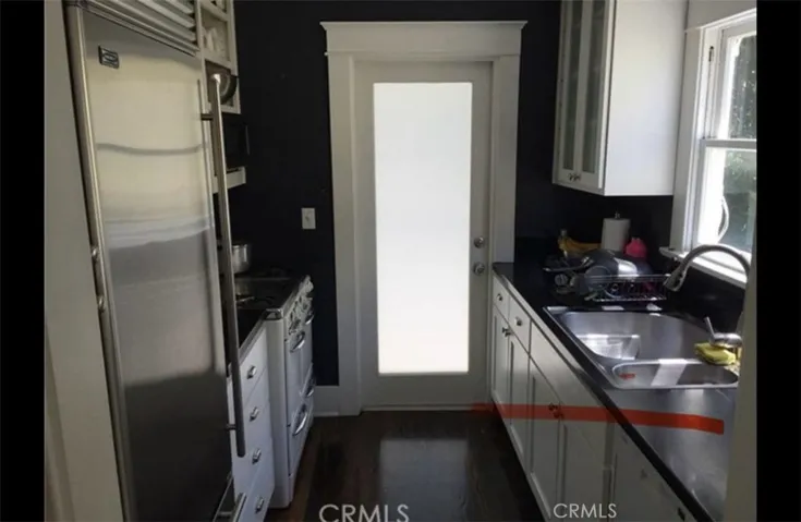 2411 Third Street K, Santa Monica, California 90405