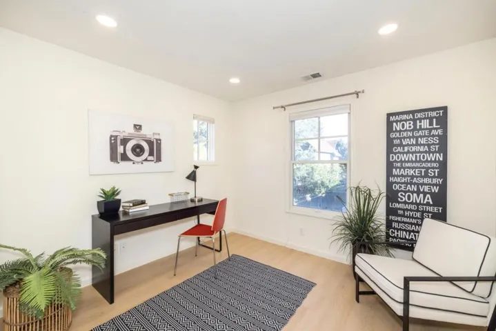 554 Driscoll Place, Palo Alto, California 94306