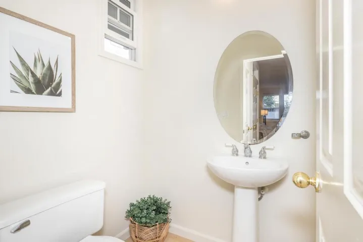 554 Driscoll Place, Palo Alto, California 94306