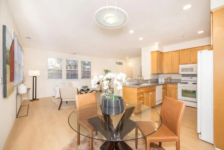 554 Driscoll Place, Palo Alto, California 94306