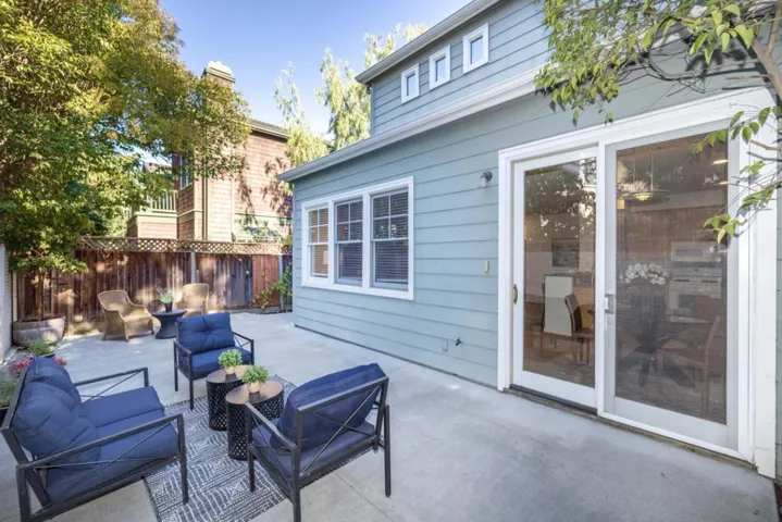 554 Driscoll Place, Palo Alto, California 94306
