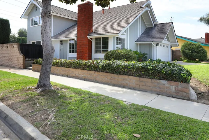 6198 E Woodsboro Avenue, Anaheim Hills, California 92807