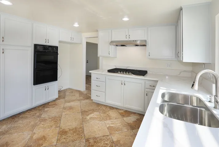 6198 E Woodsboro Avenue, Anaheim Hills, California 92807