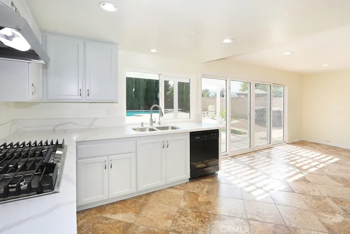 6198 E Woodsboro Avenue, Anaheim Hills, California 92807