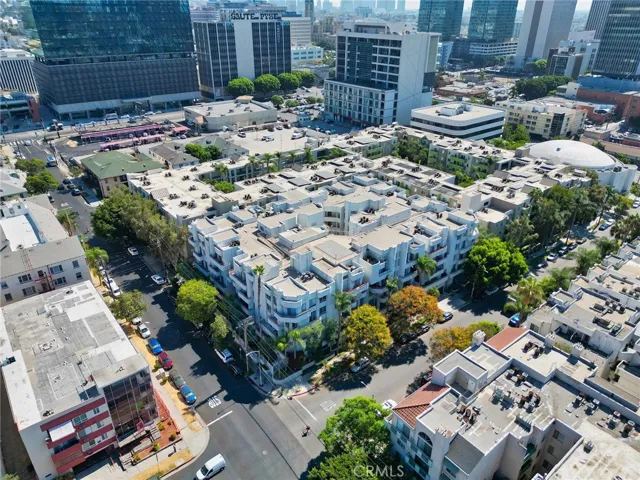 500 S Berendo Street 422, Los Angeles, California 90020