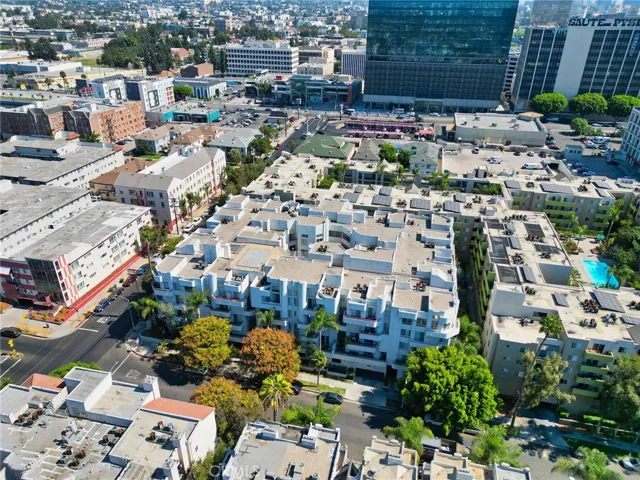 500 S Berendo Street 422, Los Angeles, California 90020