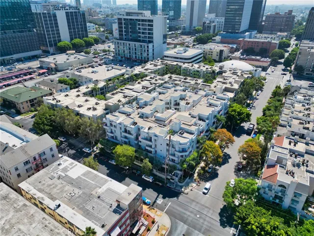 500 S Berendo Street 422, Los Angeles, California 90020