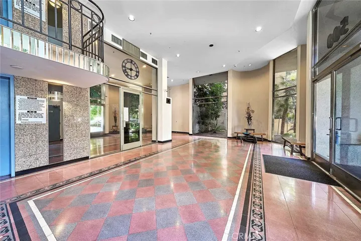 500 S Berendo Street 422, Los Angeles, California 90020