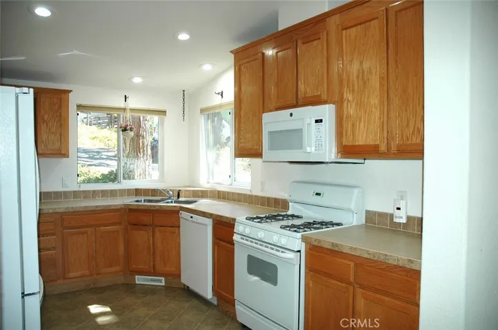 50889 Road 426 17, Oakhurst, California 93644