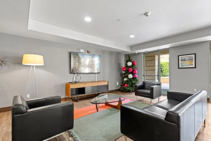130 E San Fernando Street 514, San Jose, California 95112