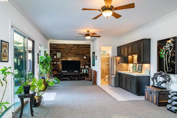 621 Bear Oaks Ln, Martinez, California 94553