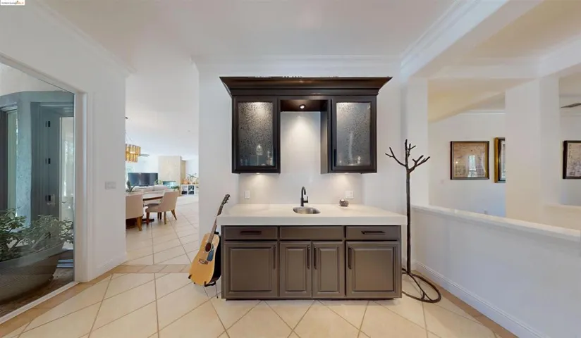 621 Bear Oaks Ln, Martinez, California 94553