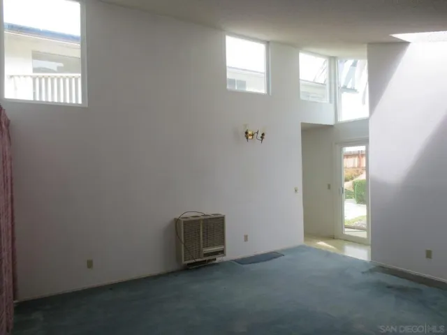 5889 Cozzens St, San Diego, California 92122