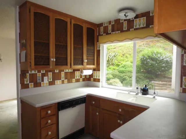 5889 Cozzens St, San Diego, California 92122