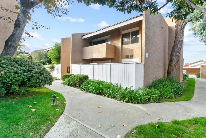 1101 W Macarthur Boulevard 215, Santa Ana, California 92707