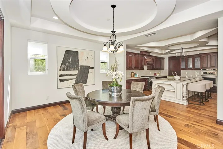 Formal Dining