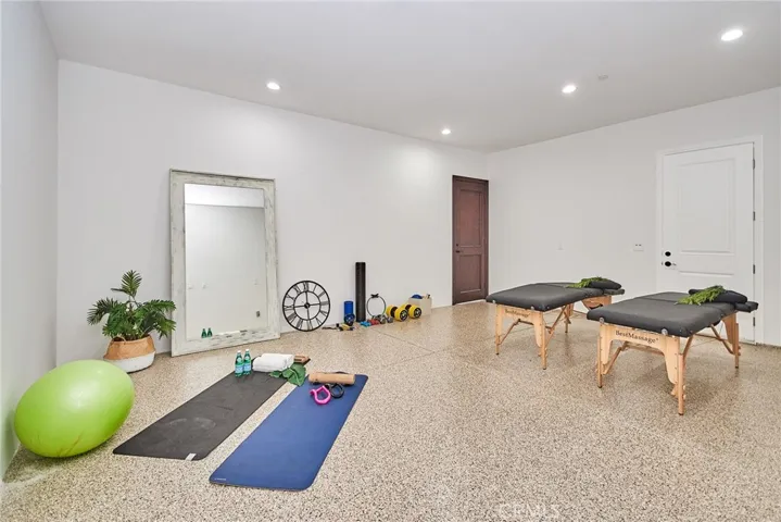 Exercise Room   510sft