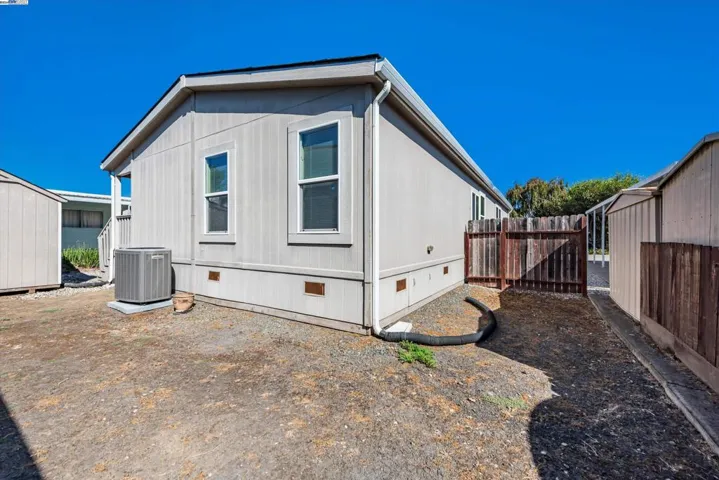 2696 Pueblo Creek, Hayward, California 94545