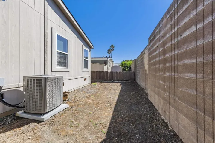 2696 Pueblo Creek, Hayward, California 94545