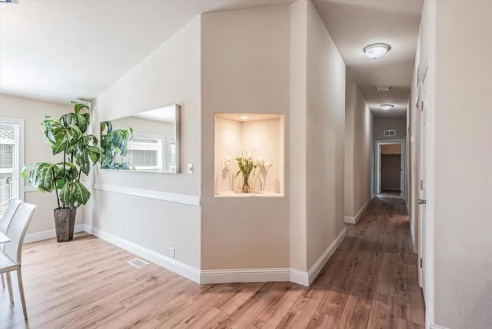 2696 Pueblo Creek, Hayward, California 94545