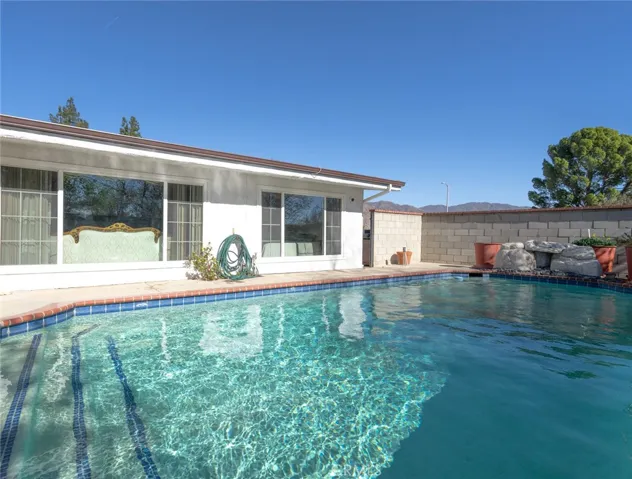 17000 Orozco Street, Granada Hills, California 91344