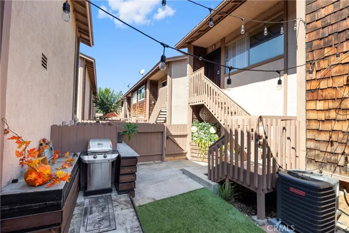1080 Cabrillo Park Drive B, Santa Ana, California 92701