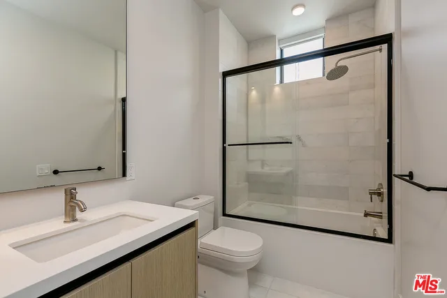 3833 Dunn Ph8, Culver City, California 90232