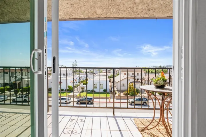 956 W 9th Street 4, San Pedro, California 90731