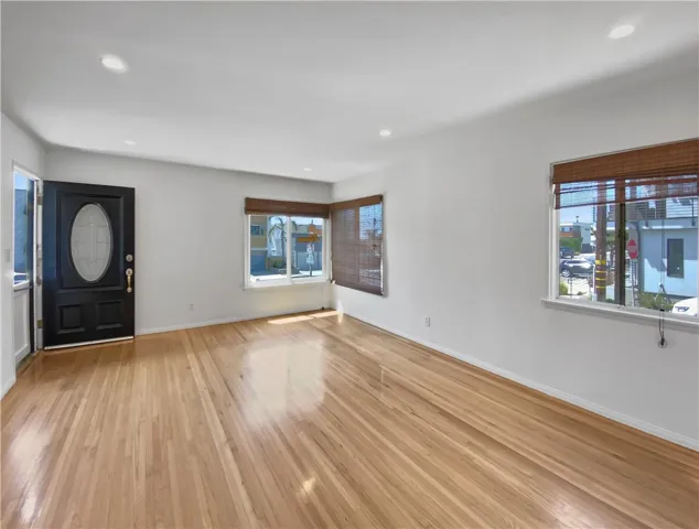 3418 Manhattan Avenue, Hermosa Beach, California 90254