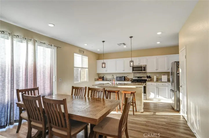 5206 Wintercress Avenue, Fontana, California 92336