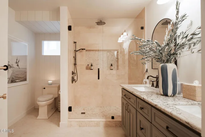 GUEST SUITE BATH